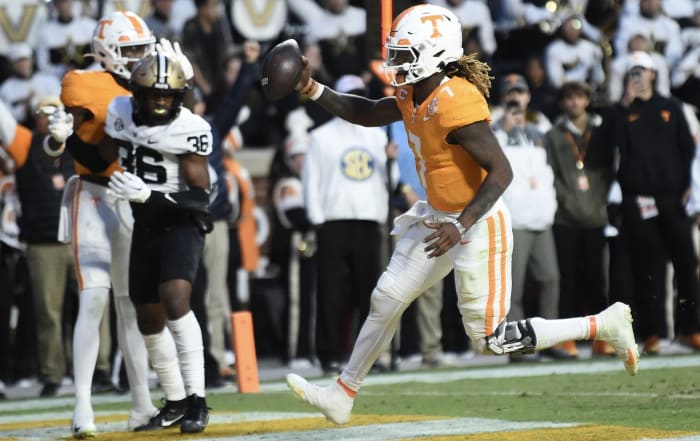 Tennessee Volunteers QB Joe Milton III during the win over Vanderbilt. (Photo by Saul Young of the News Sentinel)